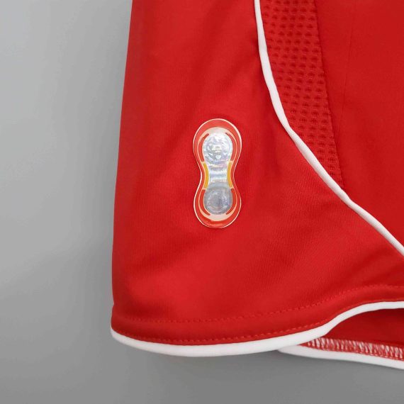 2006/2007 Retro Liverpool Football Shirt Home