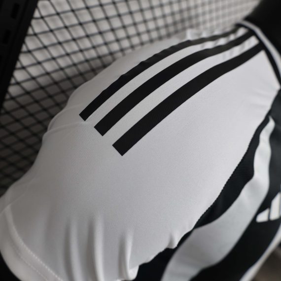 2024/2025 Player Version Juventus Home Football Shirt