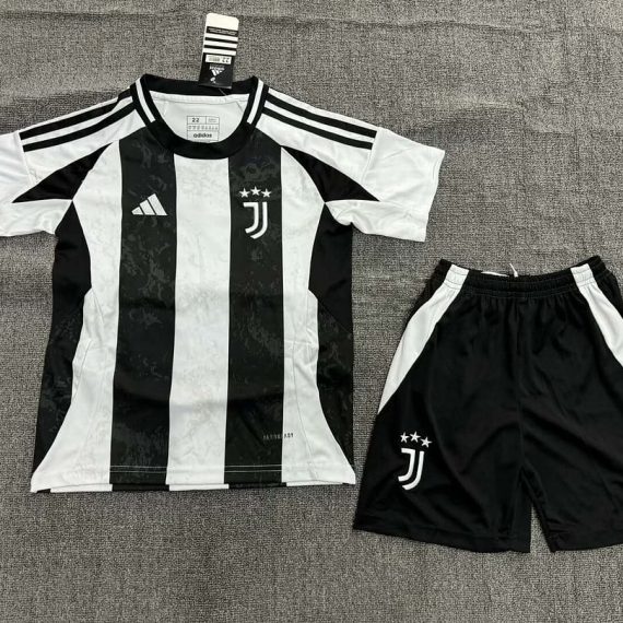 24/25 Juventus Home Soccer Jersey Kids Size Suit