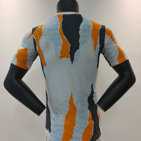 24/25 Real Madrid Training Football Shirt